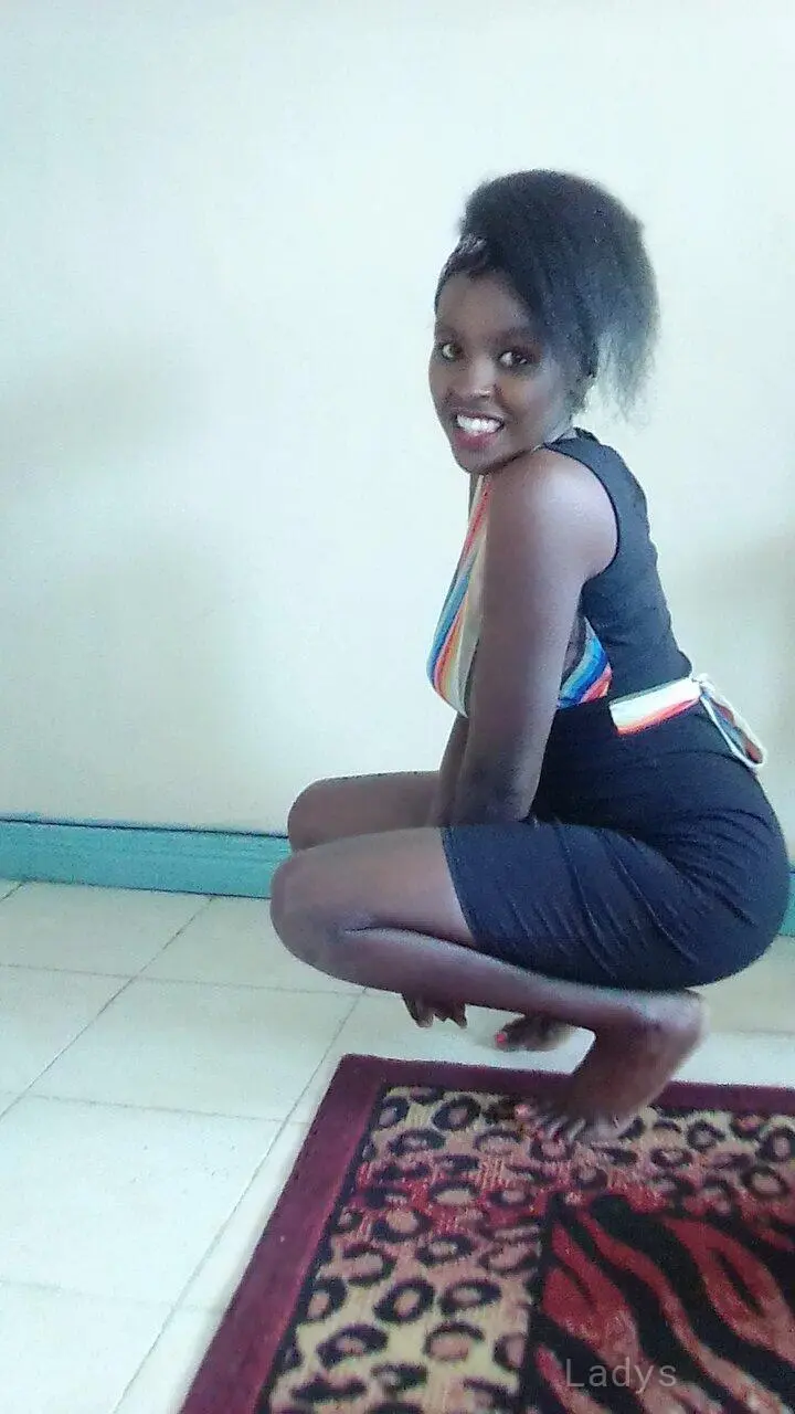 Angle, 23 years old Muscat escort girl with big tits, height 153 sm, Weight  kg