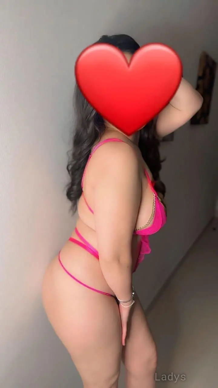 Kerala, 26 years old Muscat escort girl with big tits, height sm, Weight kg