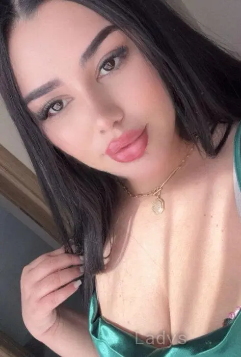 Engy, 25 years beautiful nude Muscat escorts girl, height 158 sm, Weight 72 kg