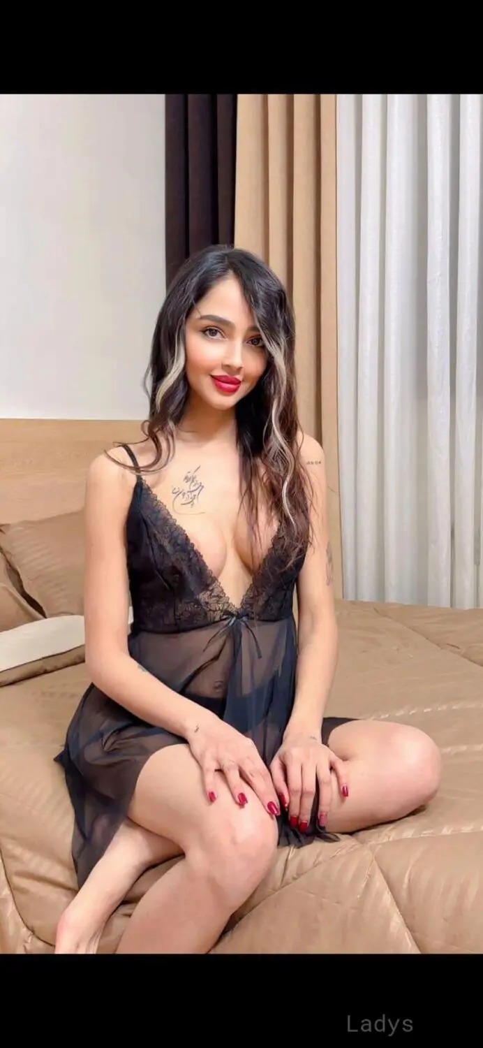 Hania, 23 years beautiful nude Muscat escorts girl, height 168 sm, Weight  kg