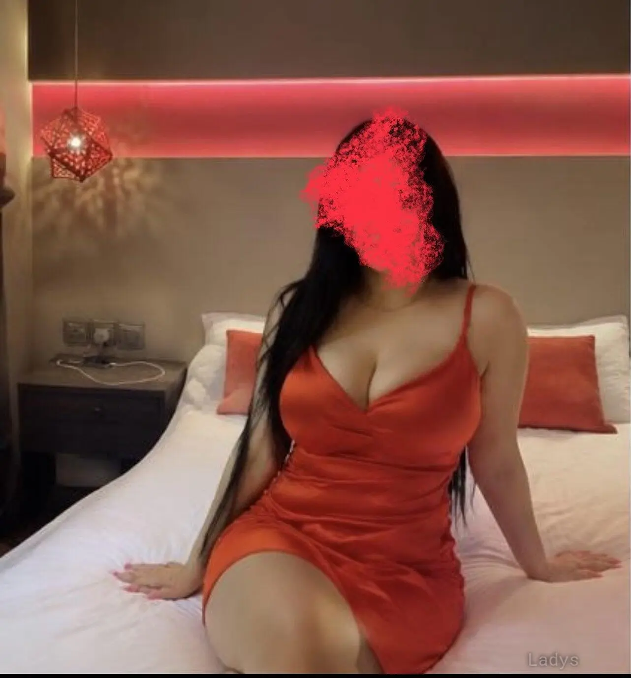 Nora, 28 years beautiful nude Muscat escorts girl, height 170 sm, Weight  kg