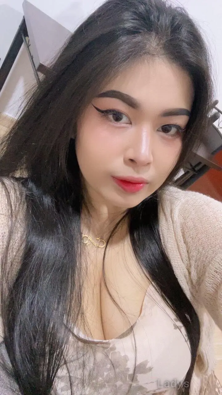 Sunny, 22 years beautiful nude Muscat escorts girl, height 160 sm, Weight  kg