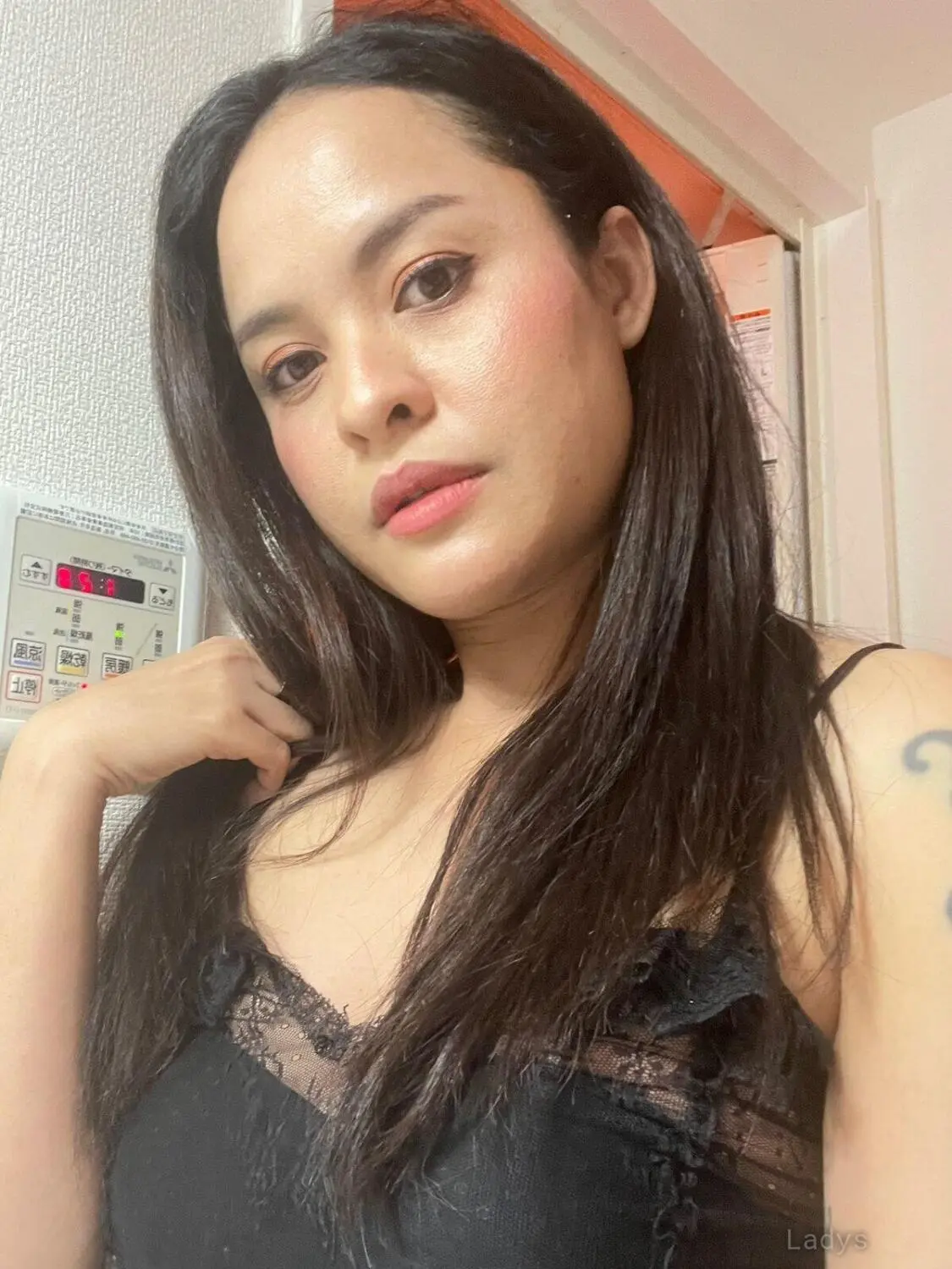 Muscat's Bovy modelBovy's exotic appealBovy in Muscat