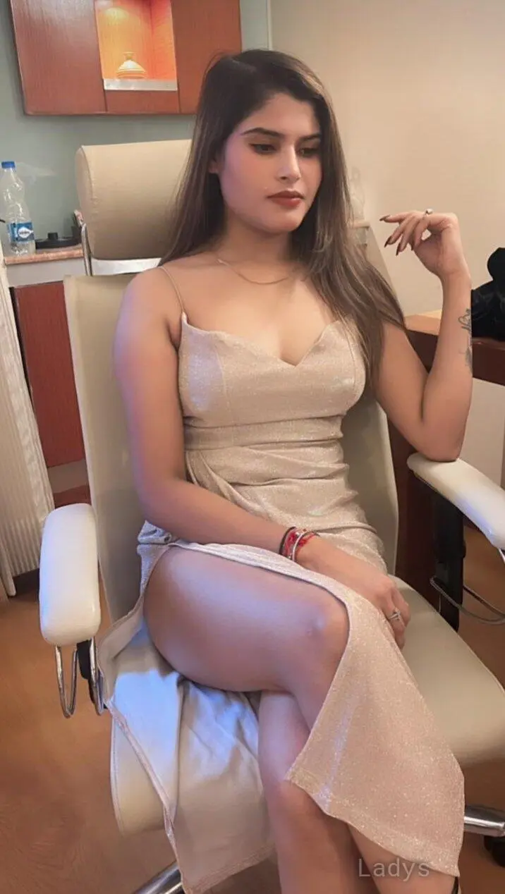 Anastasia,  years old Mysore escort girl with big tits, height  sm, Weight  kg
