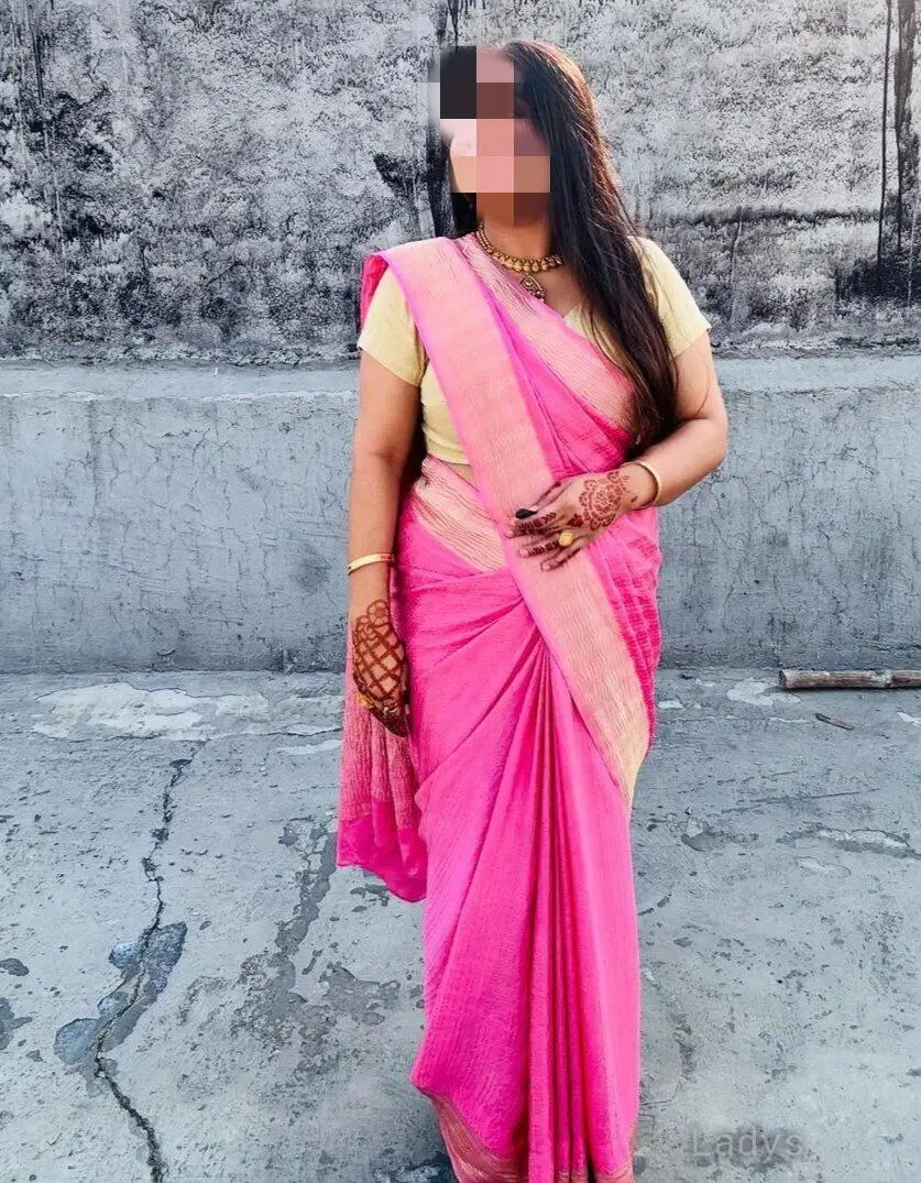 Elena, 29 years old Mysore escort girl with big tits, height 159 sm, Weight kg