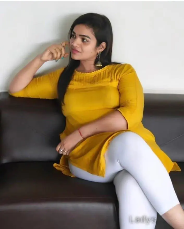 Mysore, 22 years beautiful nude Mysore escorts girl, height 154 sm, Weight  kg