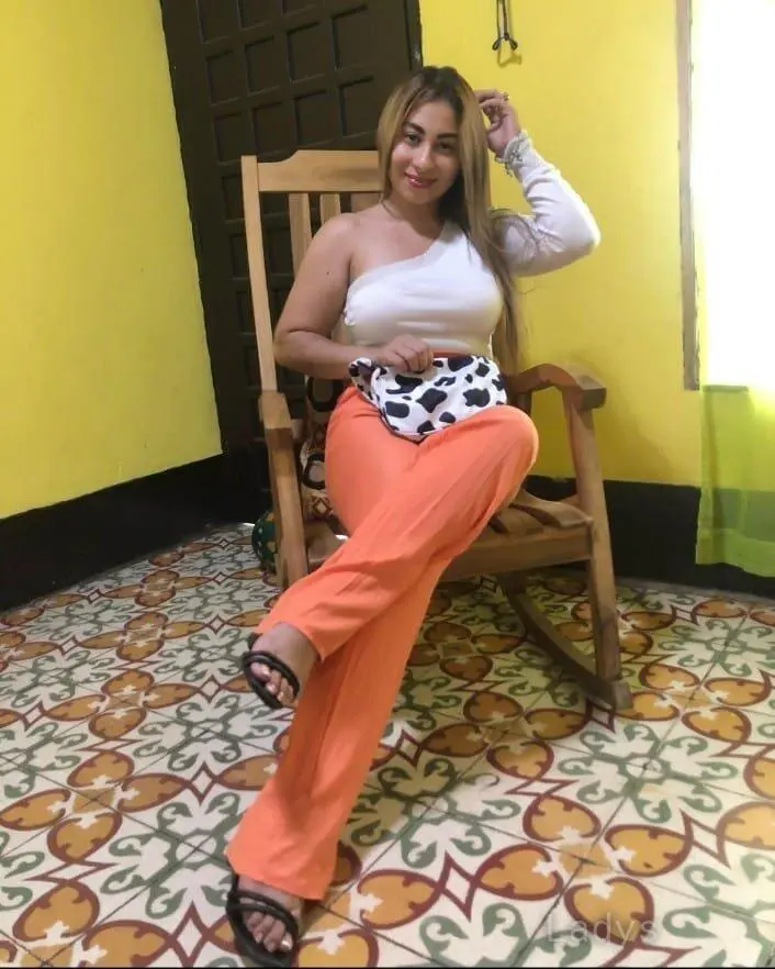 Nashik, 22 years beautiful nude Mysore escorts girl, height 154 sm, Weight  kg
