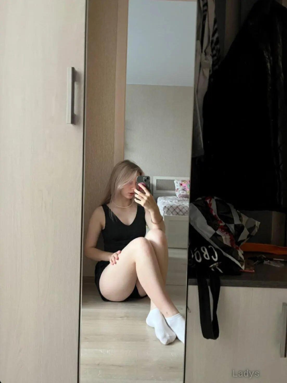Jolade, 23 years old Nagoya escort girl with big tits, height 152 sm, Weight  kg