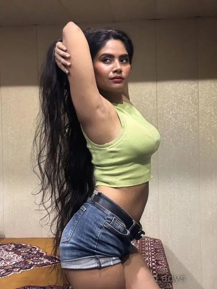 Annabel, 22 years old Nagpur escort girl with big tits, height 157 sm, Weight  kg