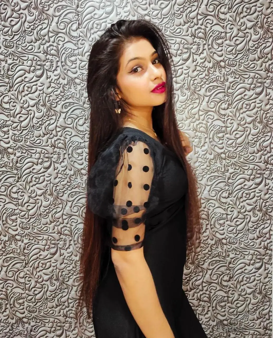 Vivienne, 25 years old Nagpur escort girl with big tits, height 165 sm, Weight  kg