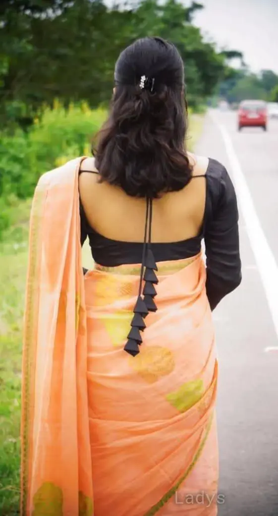 Evelyn, 22 years beautiful nude Nagpur escorts girl, height  sm, Weight  kg