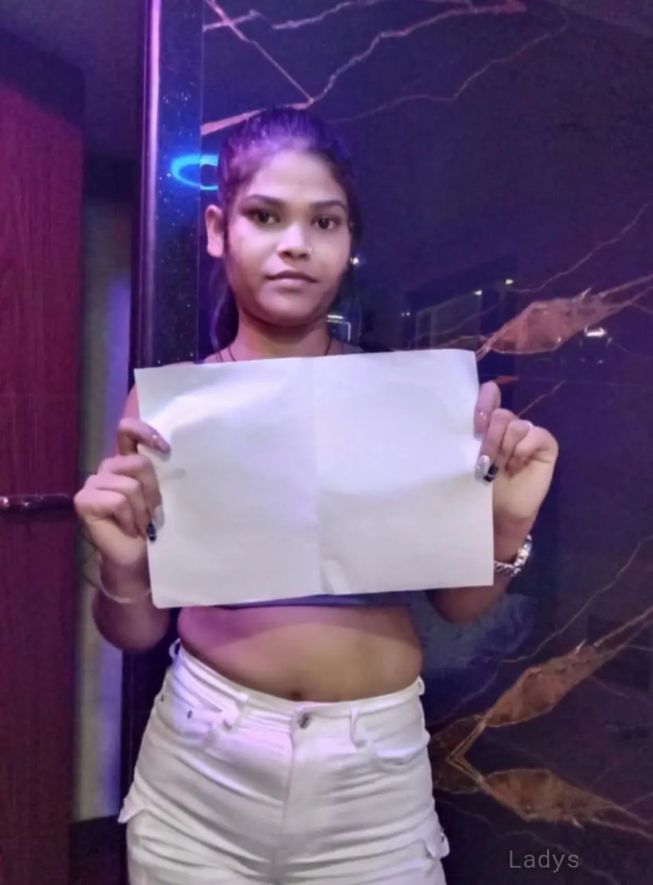 Sima, 26 years beautiful nude Nagpur escorts girl, height 160 sm, Weight  kg