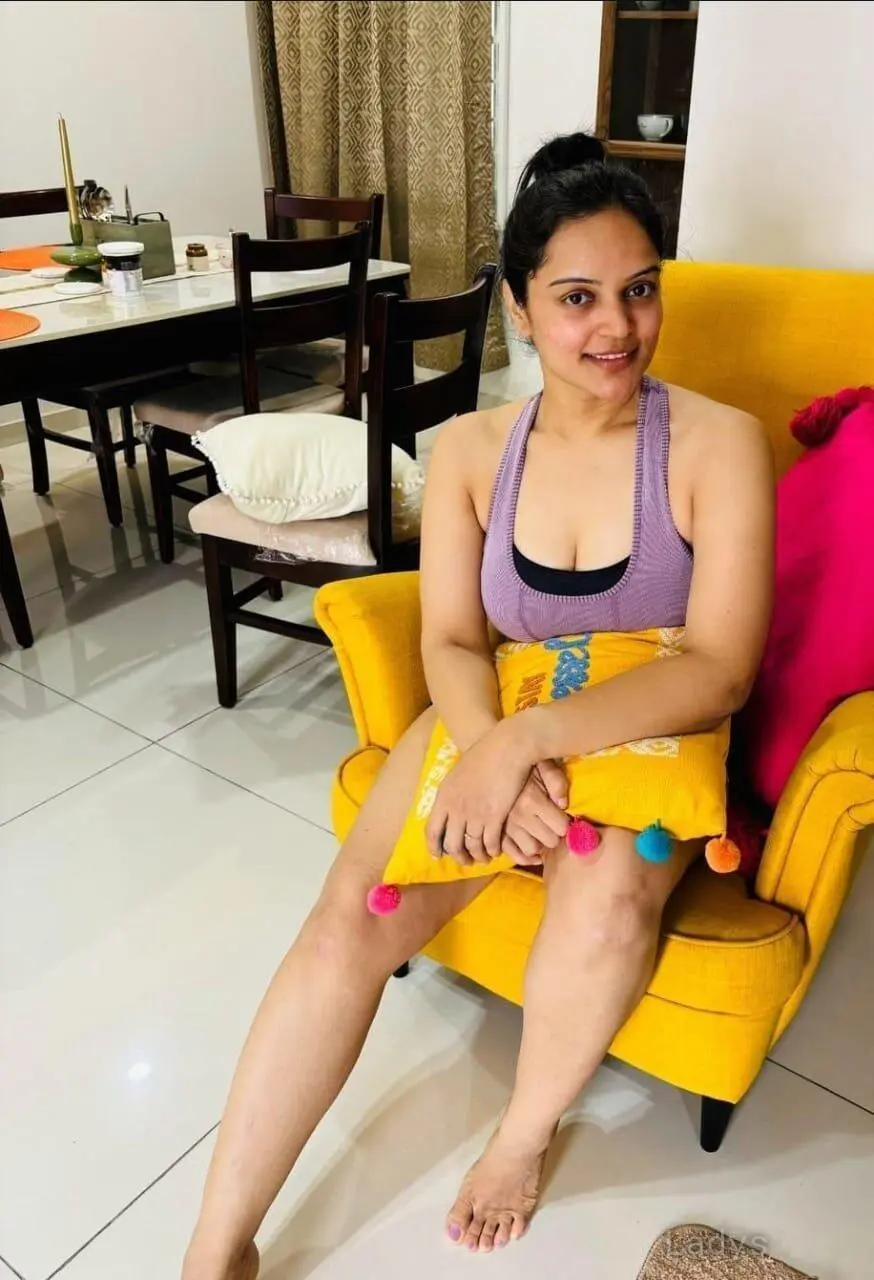 Sujata,  years beautiful nude Nagpur escorts girl, height  sm, Weight  kg