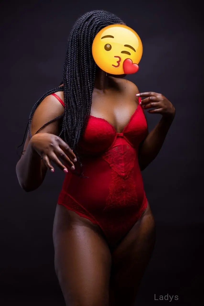 Clapping, 24 years old Nairobi escort girl with big tits, height  sm, Weight  kg