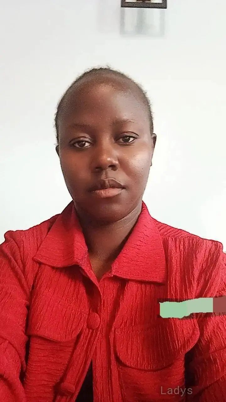 Dantes, 26 years old Nairobi escort girl with big tits, height 152 sm, Weight  kg