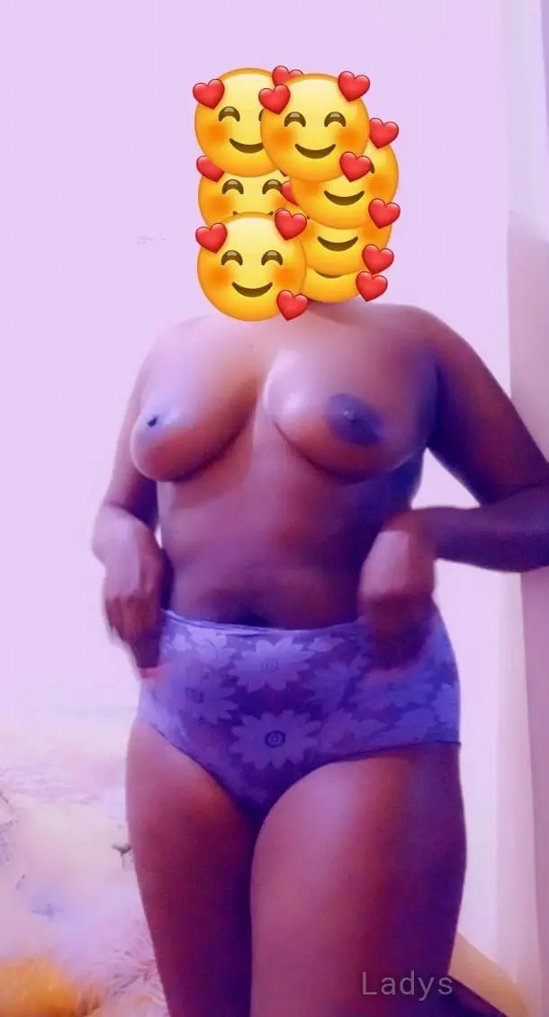 Jacky, 24 years old Nairobi escort girl with big tits, height 168 sm, Weight  kg