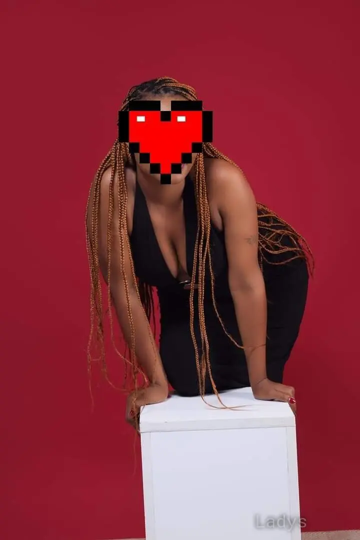 Mallissy, 26 years old Nairobi escort girl with big tits, height  sm, Weight  kg