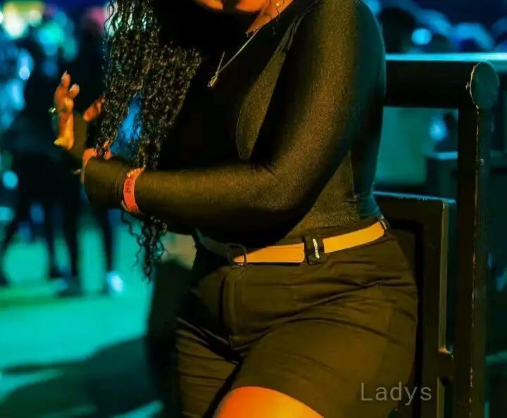 Mary, 25 years old Nairobi escort girl with big tits, height 155 sm, Weight  kg