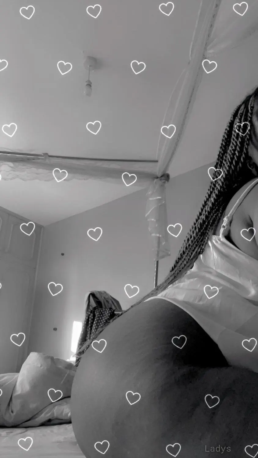 Nellicious, 32 years old Nairobi escort girl with big tits, height 154 sm, Weight  kg