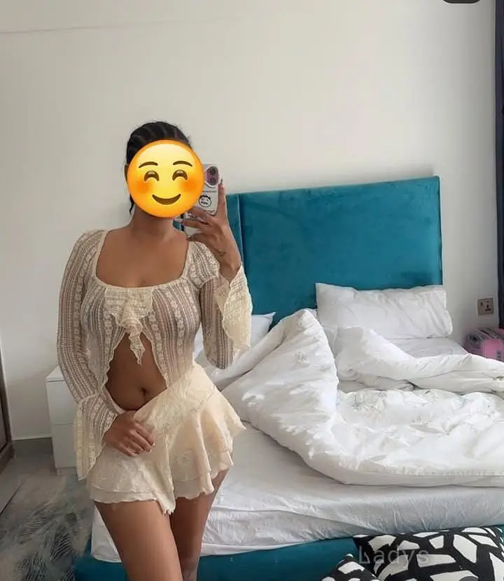 Pendo, years old Nairobi escort girl with big tits, height sm, Weight kg