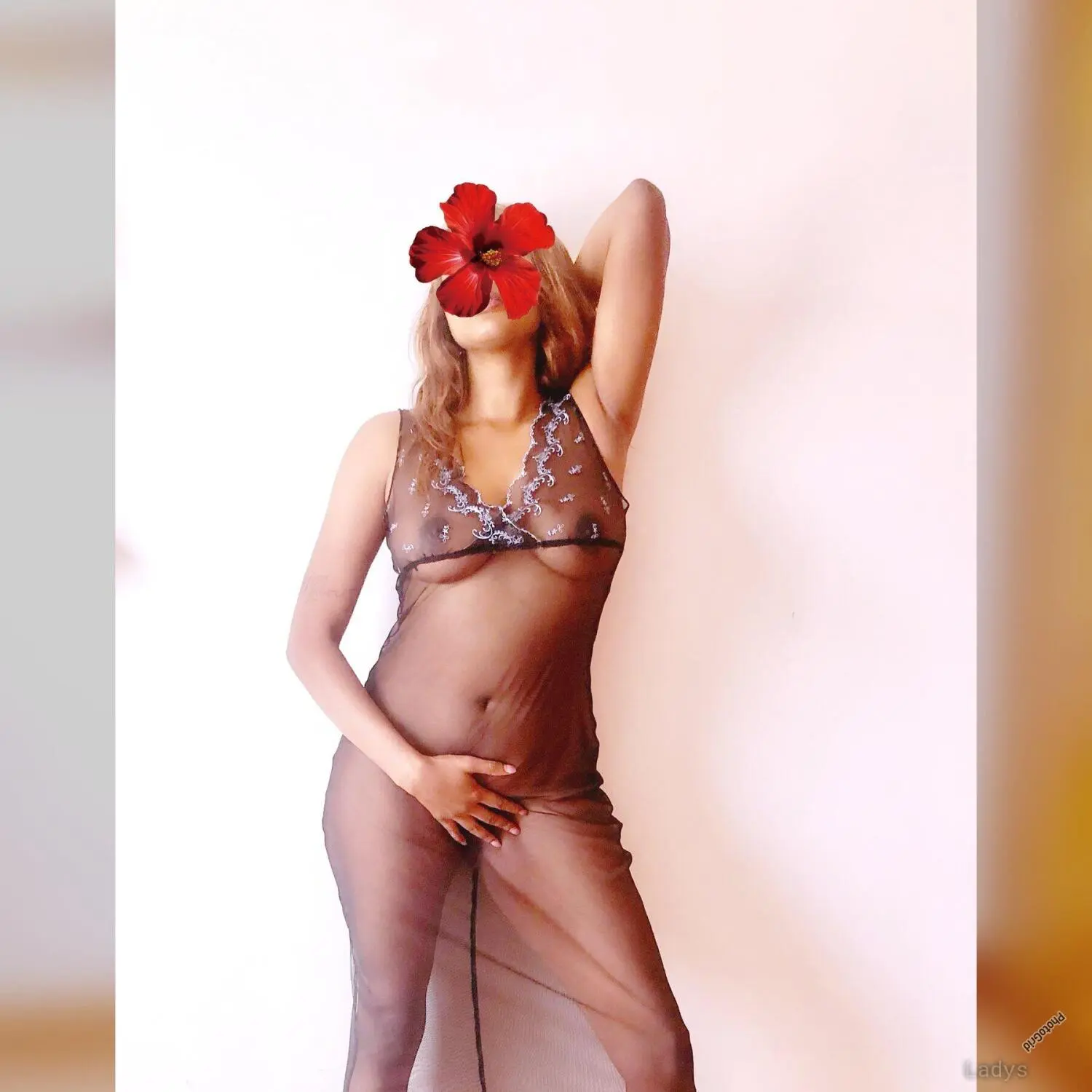 Willow, 25 years old Nairobi escort girl with big tits, height sm, Weight kg