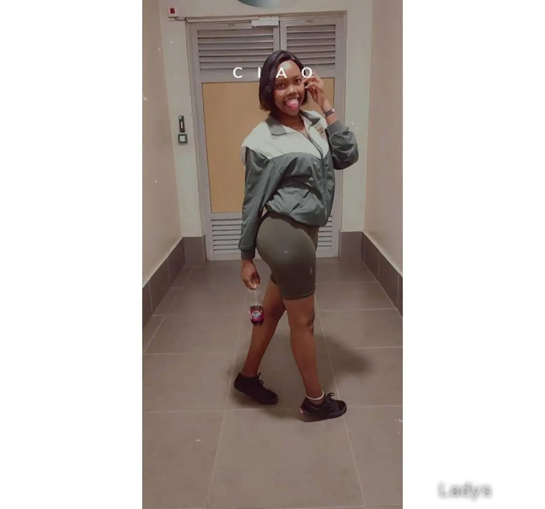Anna, 23 years beautiful nude Nairobi escorts girl, height 175 sm, Weight  kg