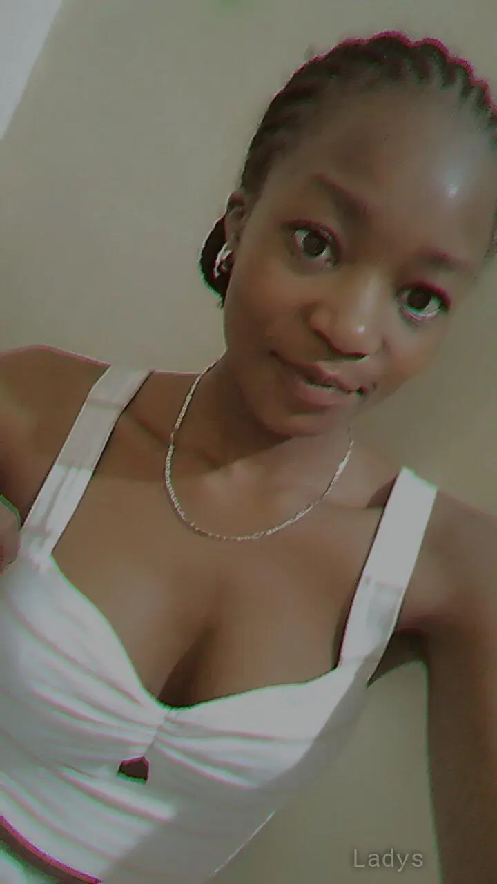 Clara, 23 years beautiful nude Nairobi escorts girl, height 154 sm, Weight  kg