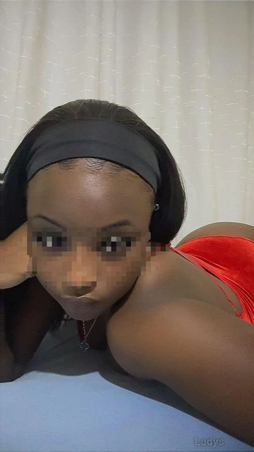 Jamila, 23 years beautiful nude Nairobi escorts girl, height 163 sm, Weight kg
