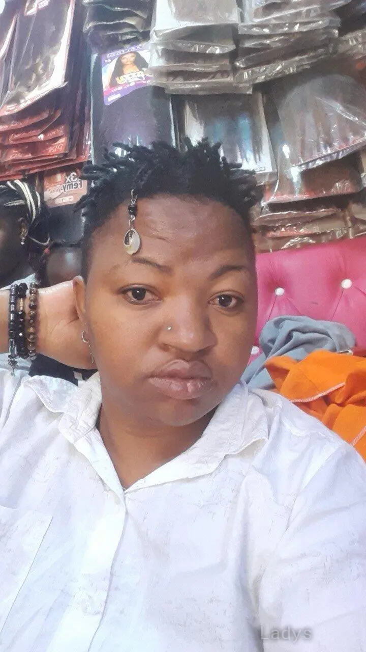 Kofi, 31 years beautiful nude Nairobi escorts girl, height 153 sm, Weight kg