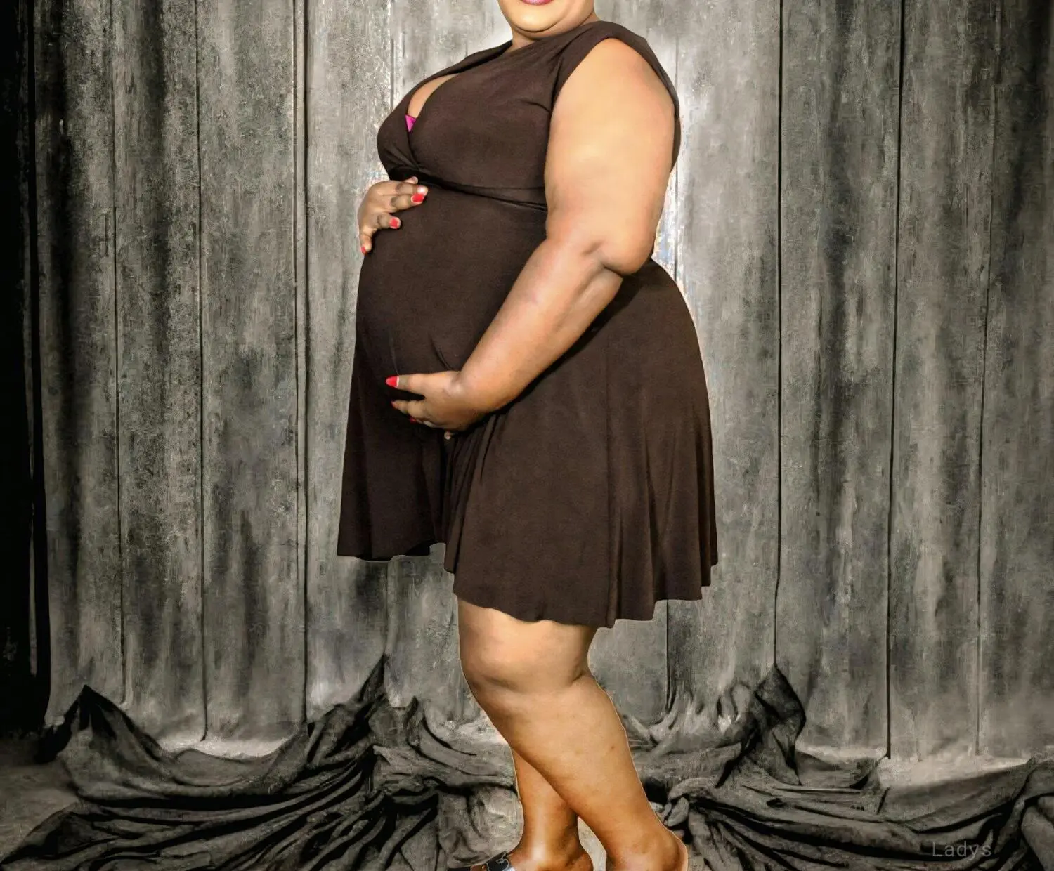 Lisa, 23 years beautiful nude Nairobi escorts girl, height 153 sm, Weight  kg