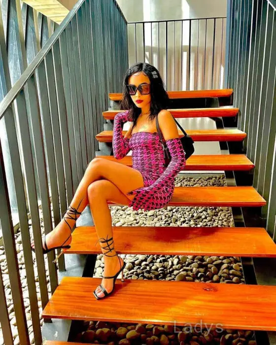 Mickey, 26 years beautiful nude Nairobi escorts girl, height 160 sm, Weight 53 kg