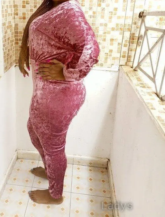 Purity, 22 years beautiful nude Nairobi escorts girl, height 154 sm, Weight  kg
