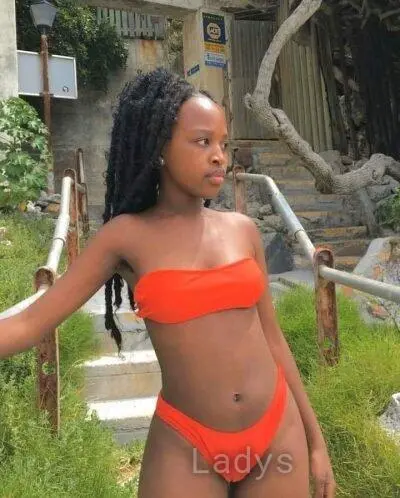 Qing & Jiajia, 24 years beautiful nude Nairobi escorts girl, height 170 sm, Weight  kg