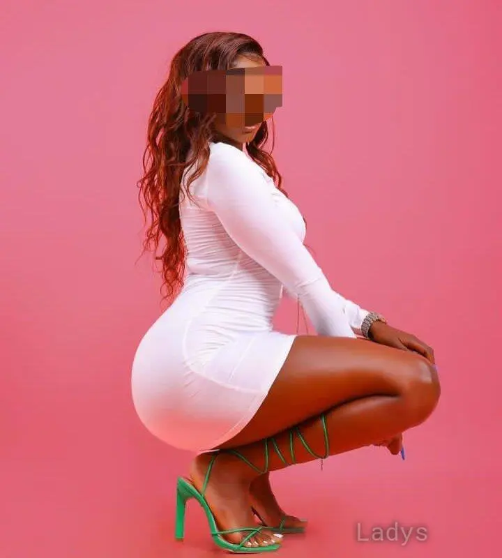 Samira, 26 years beautiful nude Nairobi escorts girl, height 153 sm, Weight  kg
