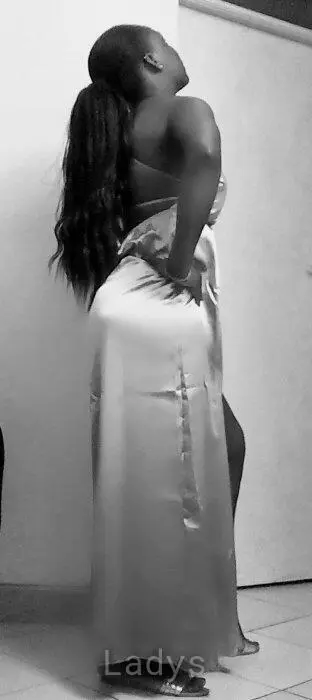Shakita, 30 years beautiful nude Nairobi escorts girl, height 169 sm, Weight 60 kg