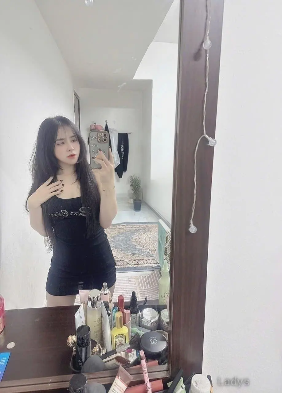 Meily, 25 years beautiful nude Najran escorts girl, height 169 sm, Weight kg