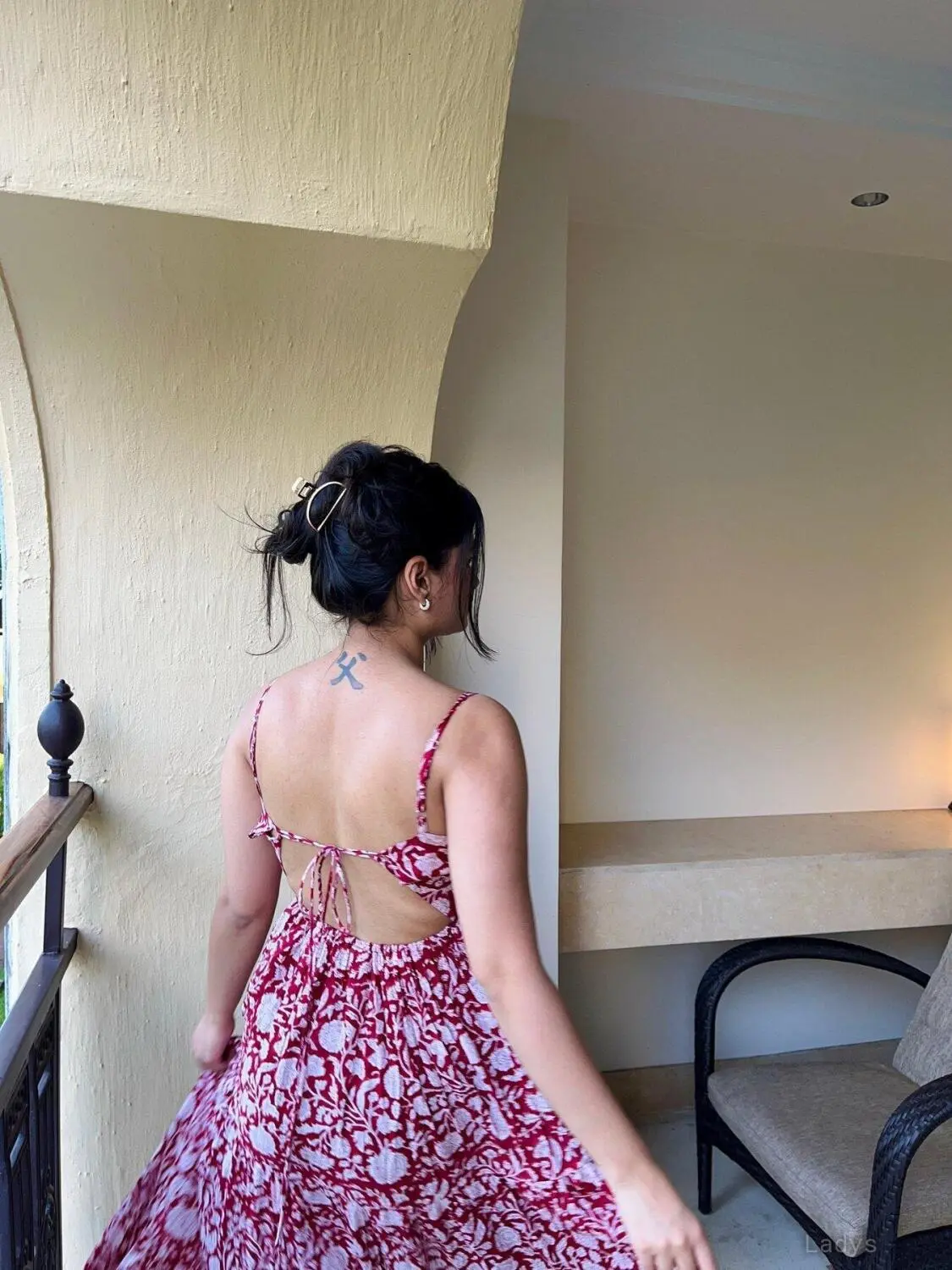 Riya, 21 years old Nakhon Ratchasima escort girl with big tits, height 160 sm, Weight kg