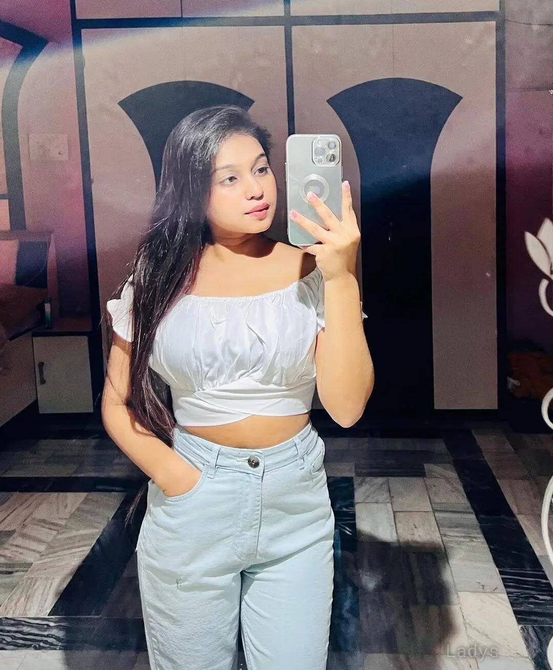 Sugandha, 24 years beautiful nude Nakhon Ratchasima escorts girl, height 154 sm, Weight kg