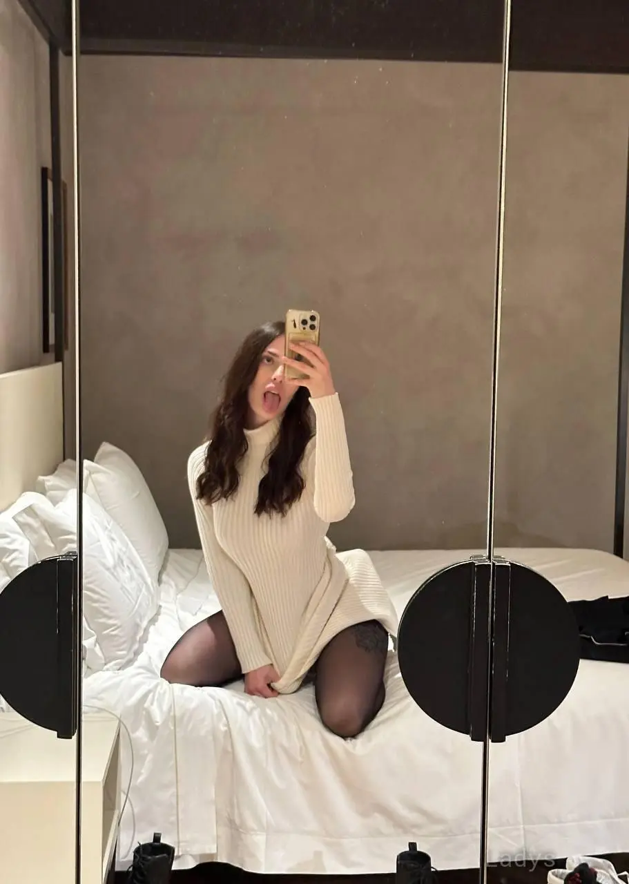 Audrey Reislin, 28 years beautiful nude Nancy escorts girl, height 128 sm, Weight 44 kg