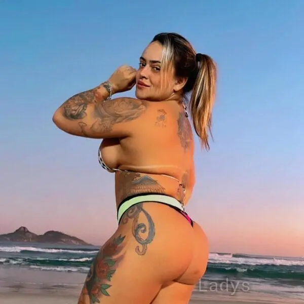 Julia BraziL, 28 years beautiful nude Napoli escorts girl, height 156 sm, Weight 55 kg