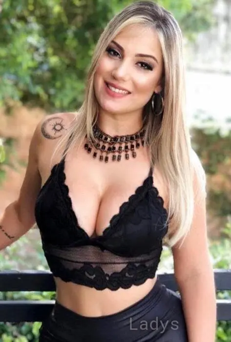 Victoria, 29 years beautiful nude Napoli escorts girl, height 160 sm, Weight 58 kg