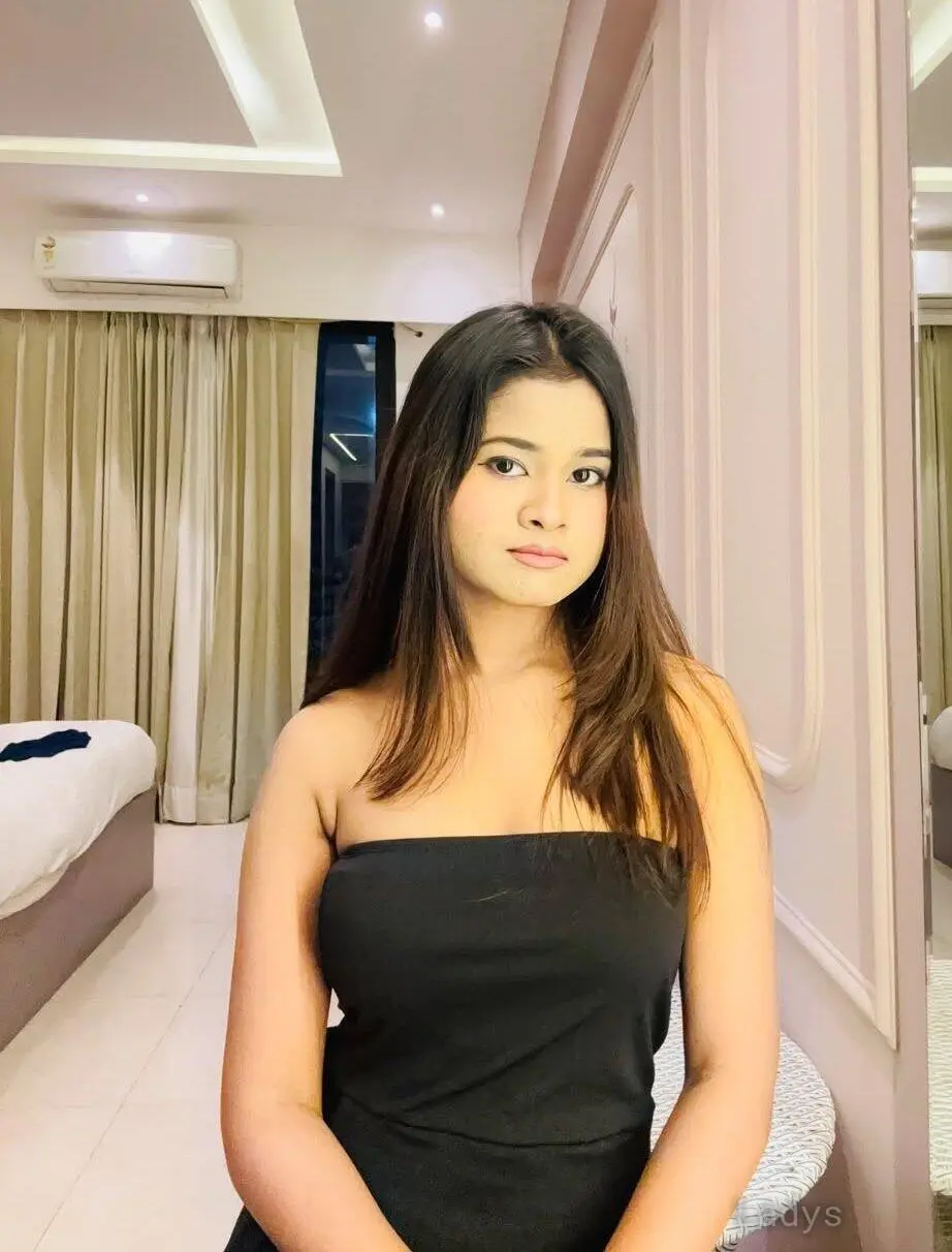 Shrija, 21 years old Nashik escort girl with big tits, height 170 sm, Weight  kg