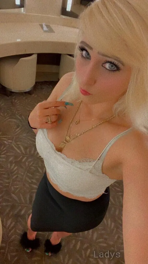 Bree, 25 years beautiful nude Nashville escorts girl, height 160 sm, Weight 55 kg
