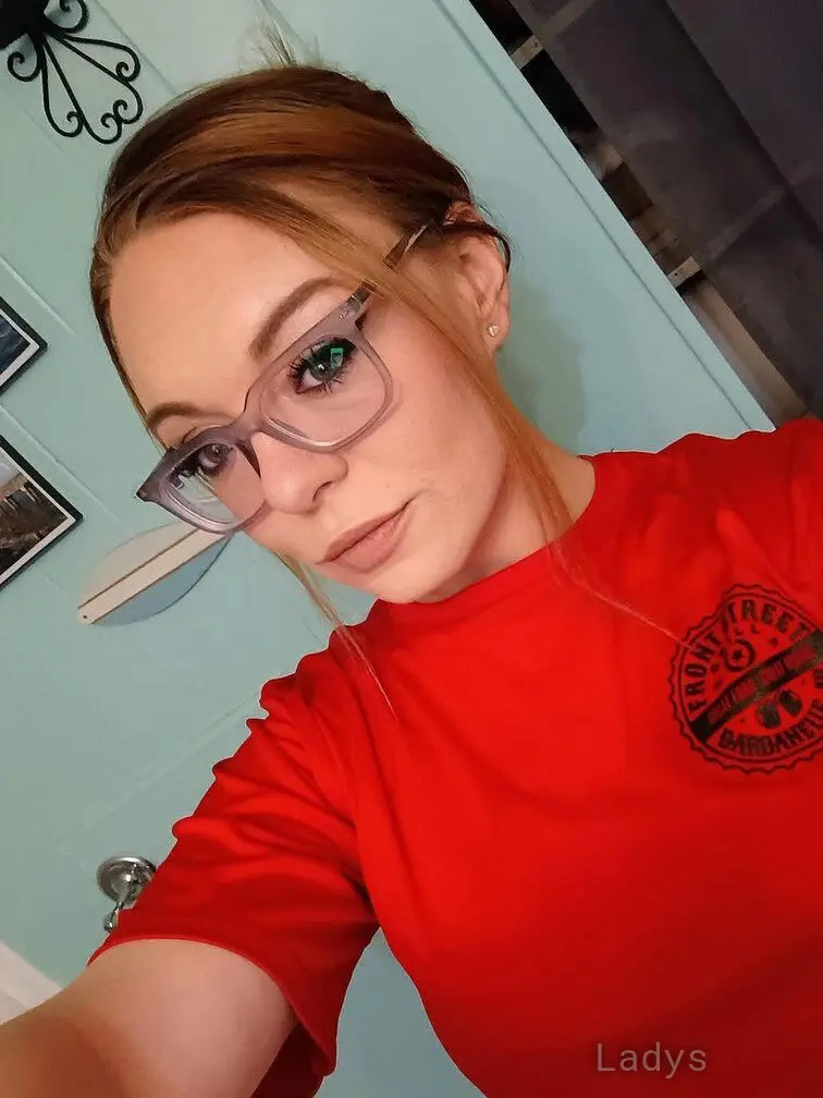 Britbrit, 27 years beautiful nude Nashville escorts girl, height 169 sm, Weight 58 kg