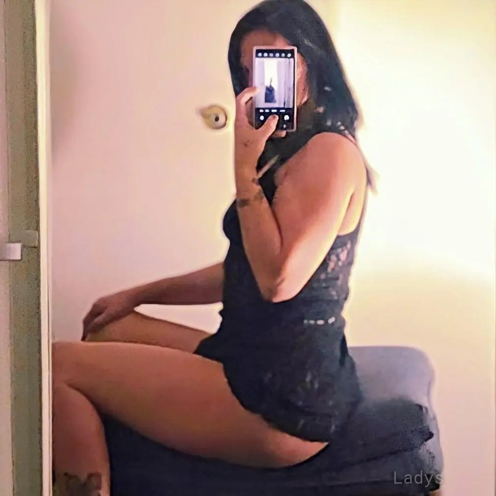lady shae, 28 years beautiful nude Nashville escorts girl, height 165 sm, Weight 53 kg