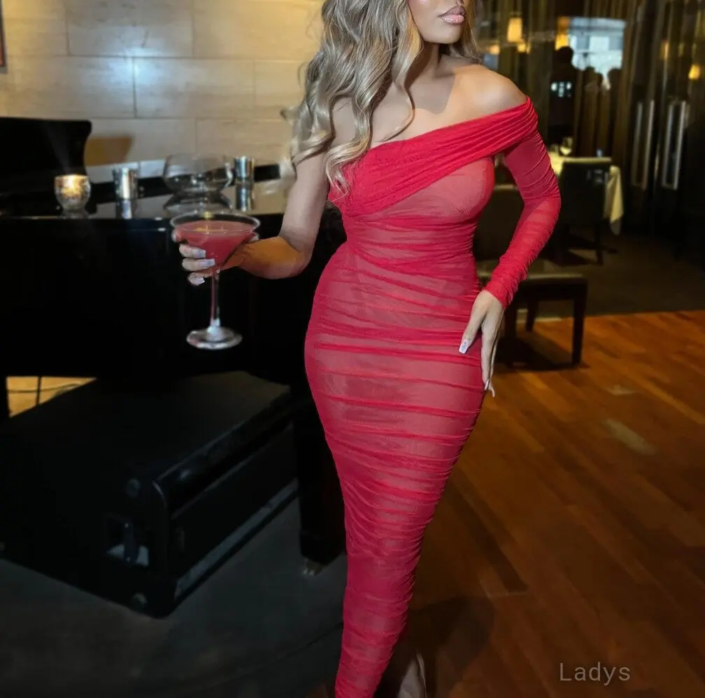 Sienna Summer, 28 years beautiful nude Nashville escorts girl, height 166 sm, Weight 54 kg