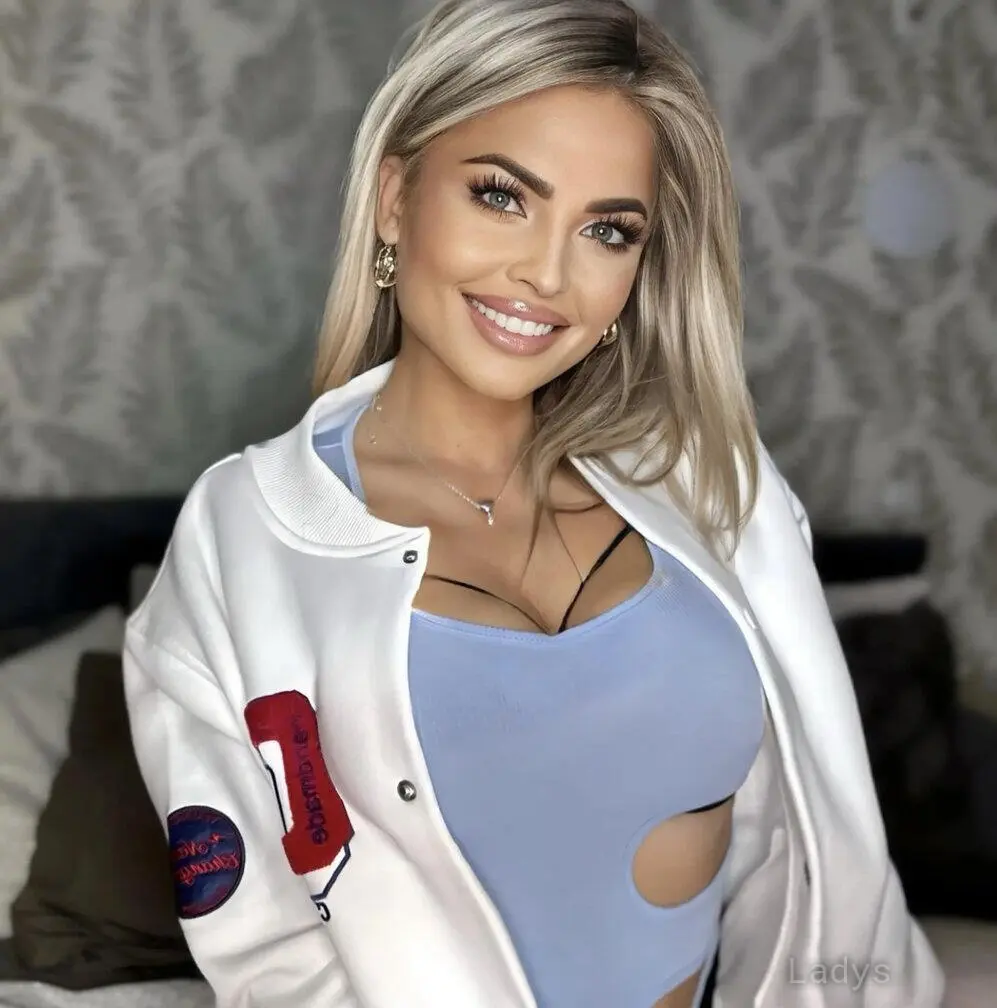 Veronica, 27 years beautiful nude Nashville escorts girl, height 179 sm, Weight 60 kg