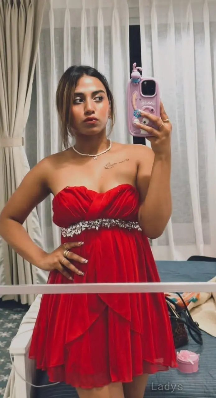 Payal, 24 years old Navi Mumbai escort girl with big tits, height sm, Weight kg