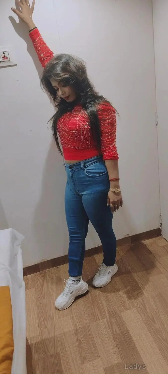 Rose, 22 years old Navi Mumbai escort girl with big tits, height 152 sm, Weight  kg