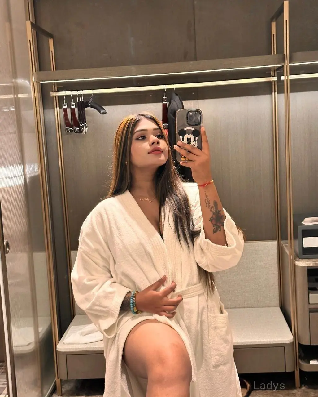 Sofia, 22 years old Navi Mumbai escort girl with big tits, height 154 sm, Weight kg